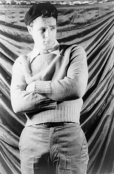 395px-Marlon_Brando_Streetcar_1948_e