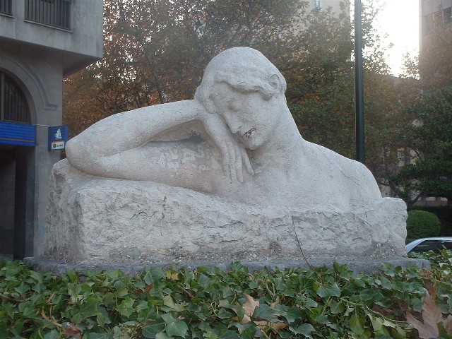 mujer dormida josé bueno