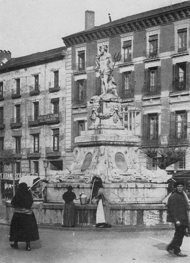 Fuente de Neptuno 2